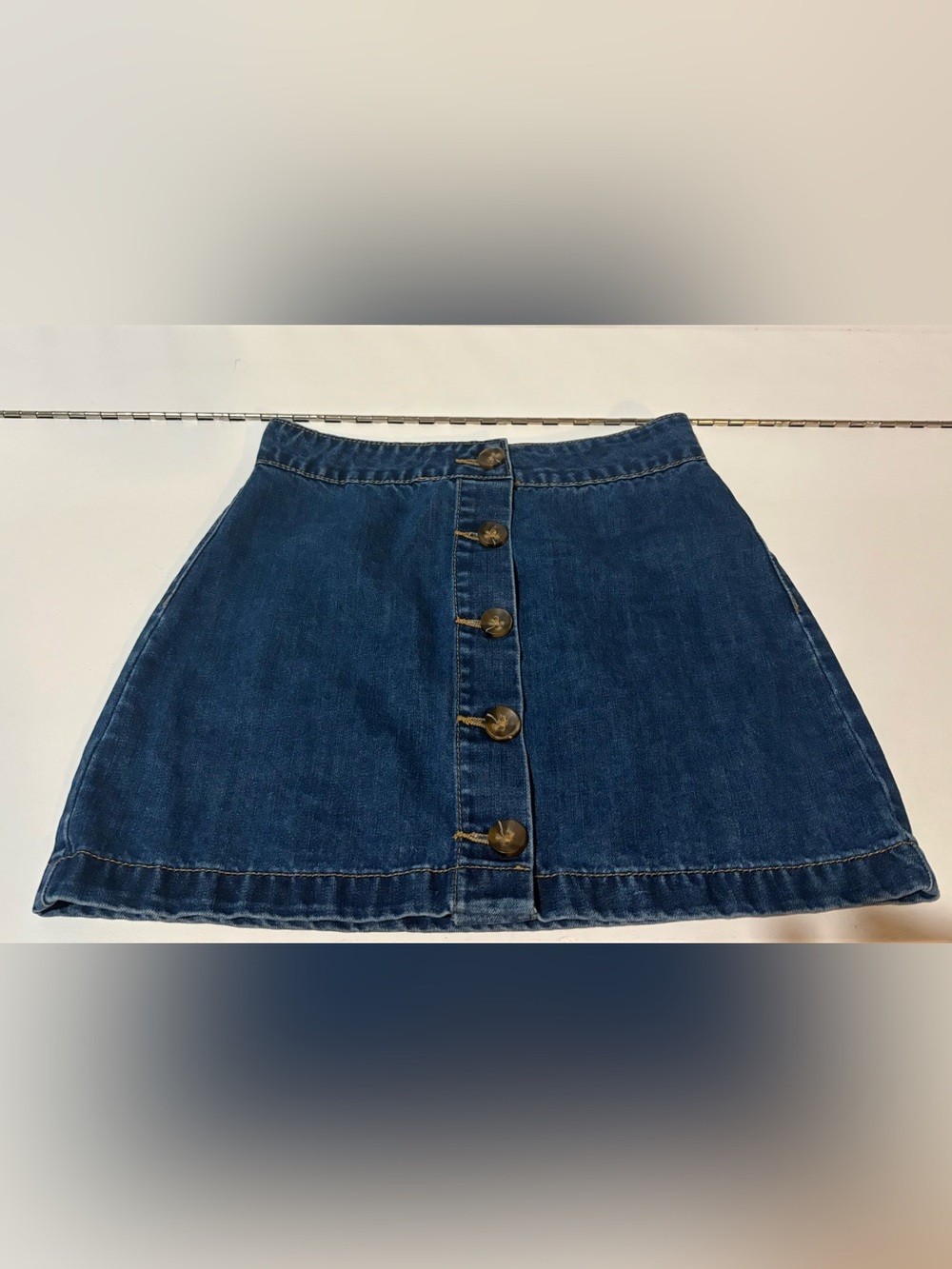 Forever 21 size S denim button-front mini skirt